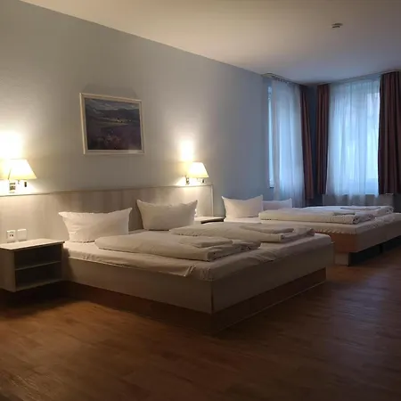 Monteurbetten Мотель 2*