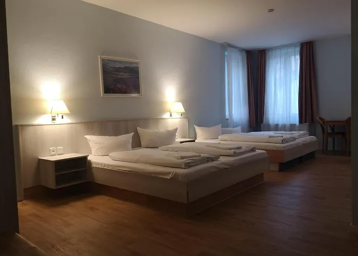 Monteurbetten Μοτέλ 2*