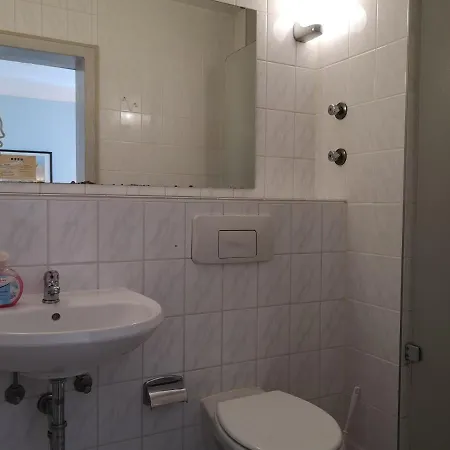 موتيل Monteurbetten برلين